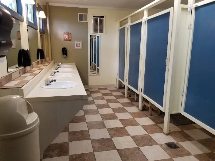 Elizabethtown Crossroads RV Park & Campgrounds - Getaway Retreats Picture 6