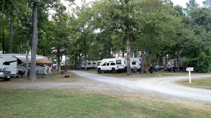 North Landing Beach RV Resort & Cottages Picture 6