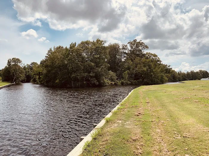 Hickory Village Mobile Home Park Picture 1