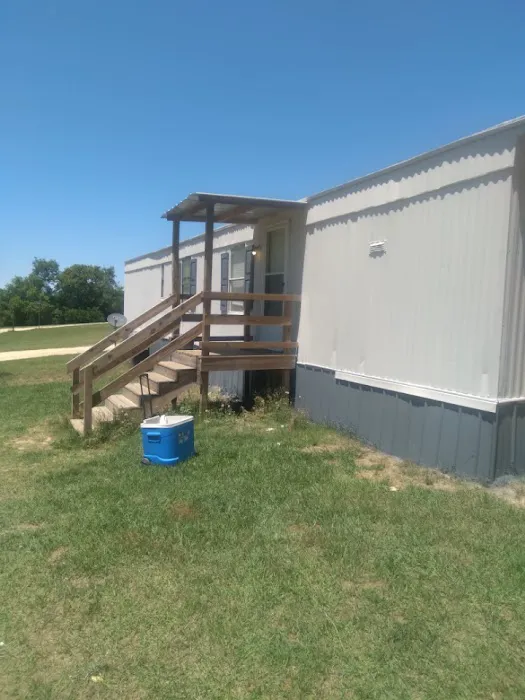 Holden Drive Park Picture 2