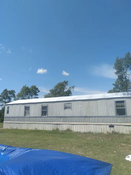 Holden Drive Park Picture 6