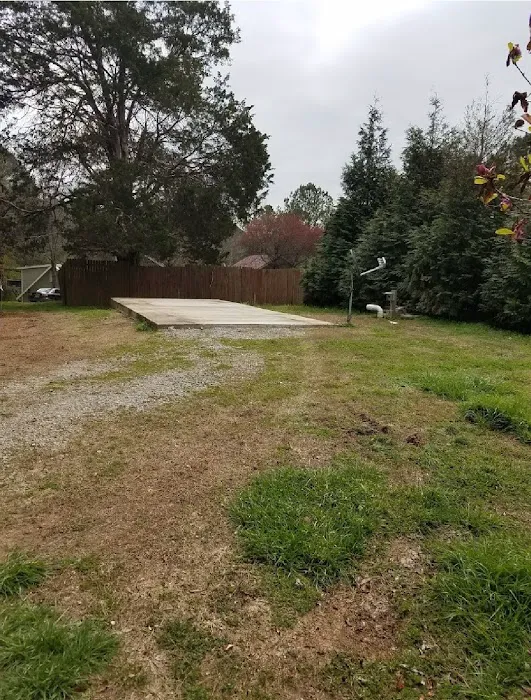 Sunday Morning RV Park Picture 6