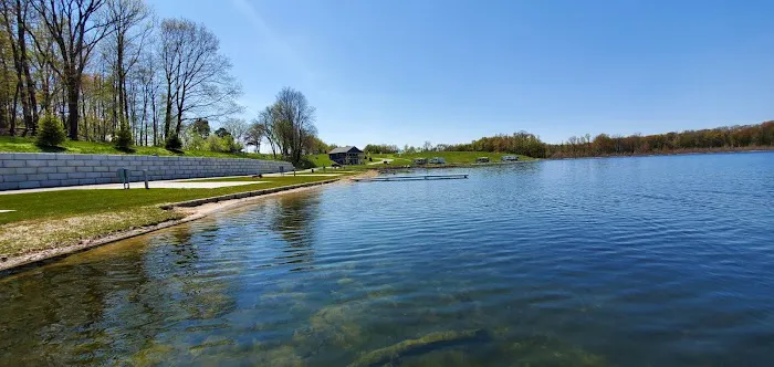 The Shores at Selkirk Lake Picture 7