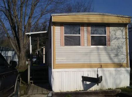 Town N Country Trailer Court