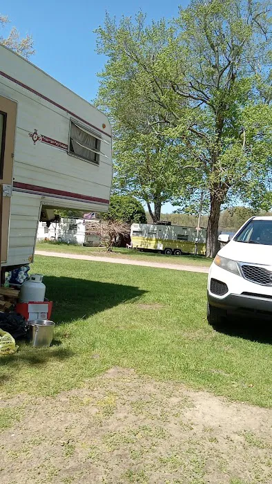 Pitcher Lake Campground Picture 1