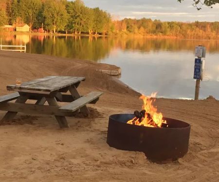DUMONT LAKE FAMILY CAMPGROUND