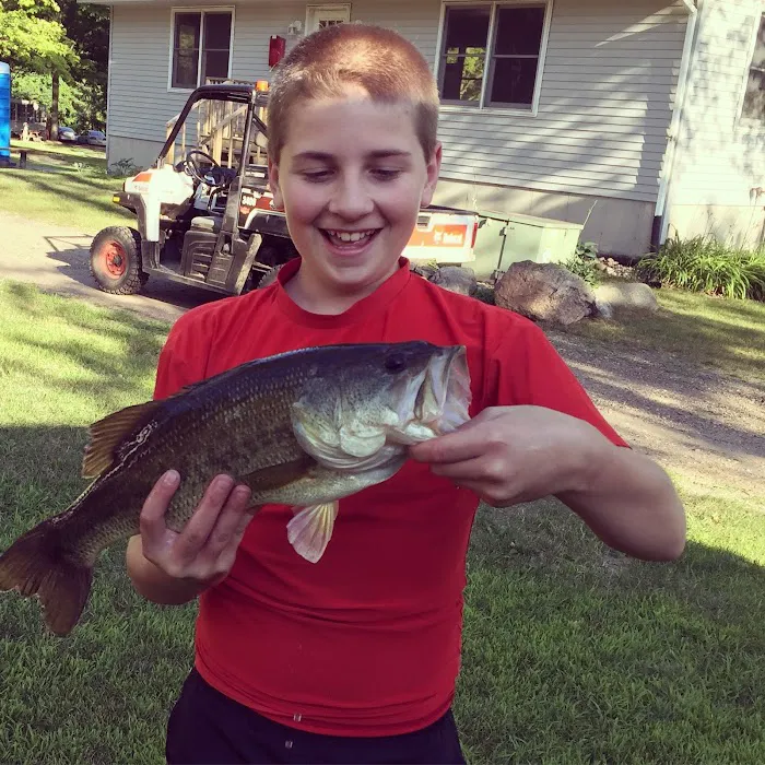 DUMONT LAKE FAMILY CAMPGROUND Picture 10