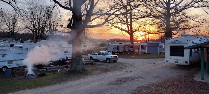 Big Oak Campground Picture 6