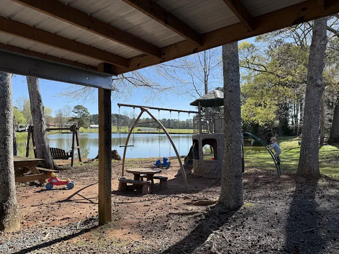 Heart of Georgia RV Park Picture 2