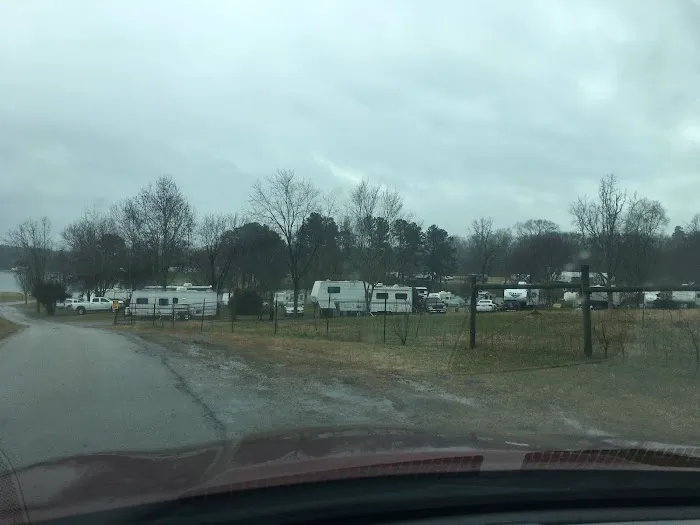 Heart of Georgia RV Park Picture 9