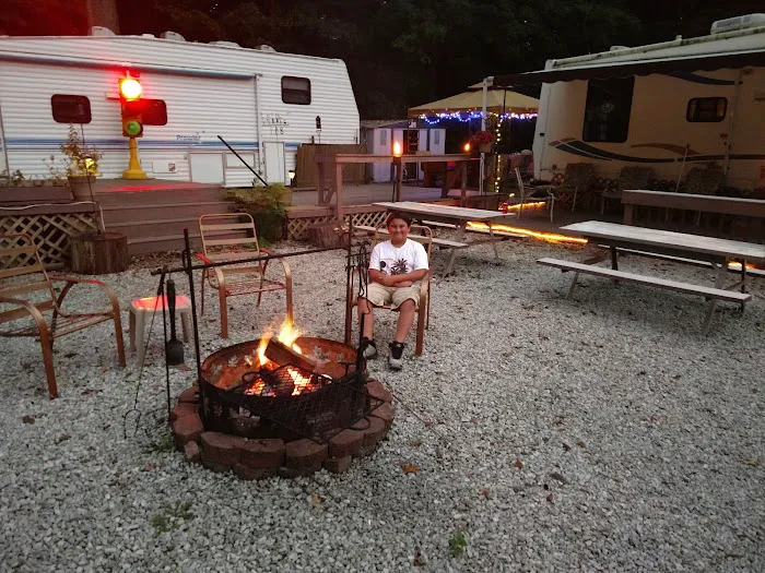 Sports Lake Campground Picture 5