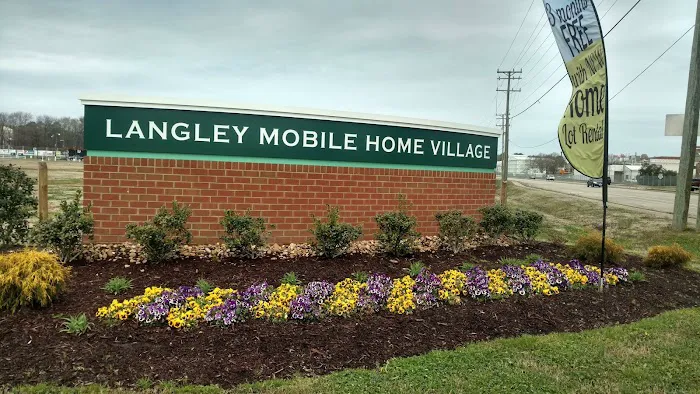 Langley Mobile Home Village Picture 2