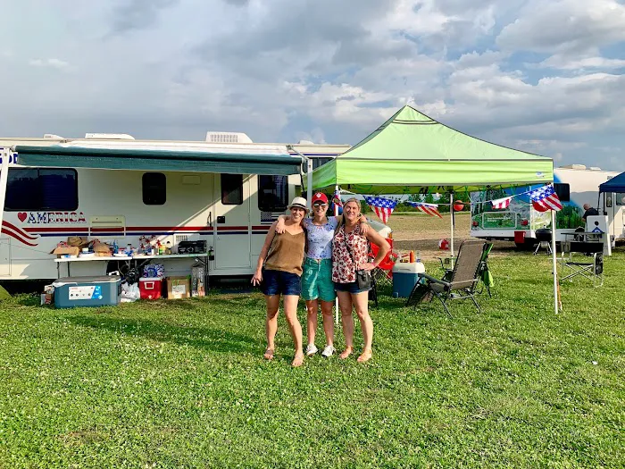 Sleepybear Campground Picture 5
