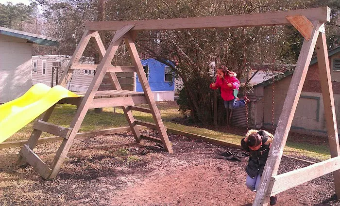 Grafton Mobile Home Park Picture 7