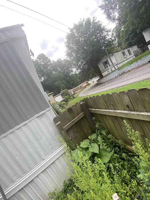 Heritage Mobile Home Park Picture 6