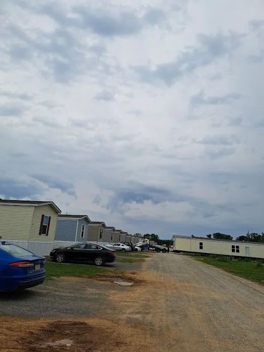 Riverchase Mhp LLC Park Picture 6