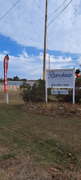 Riverchase Mhp LLC Park Picture 10