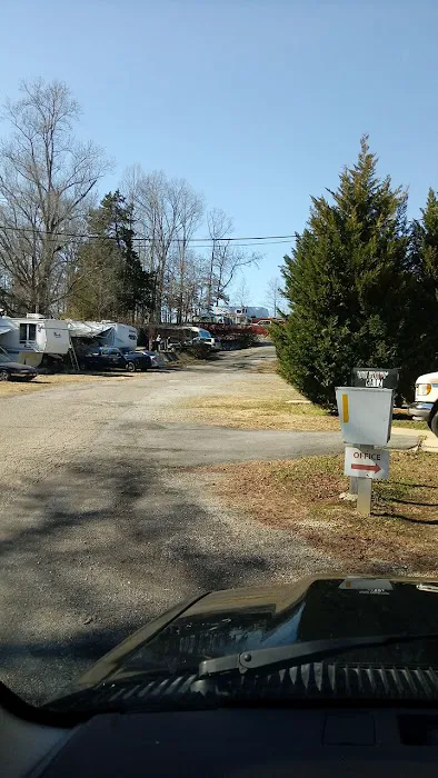 Crawford RV Park Picture 9