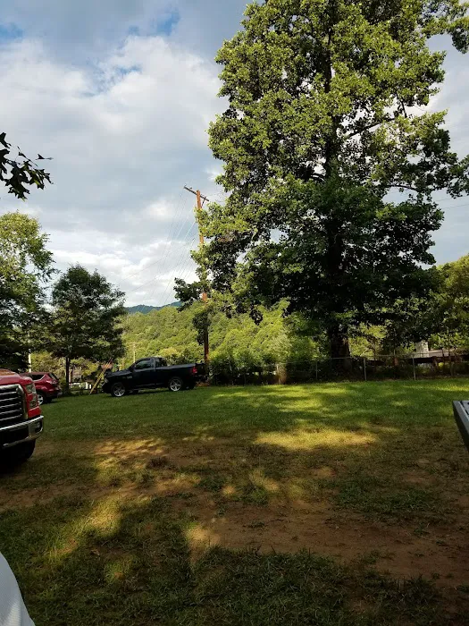Mountain Shadows Campground Picture 9