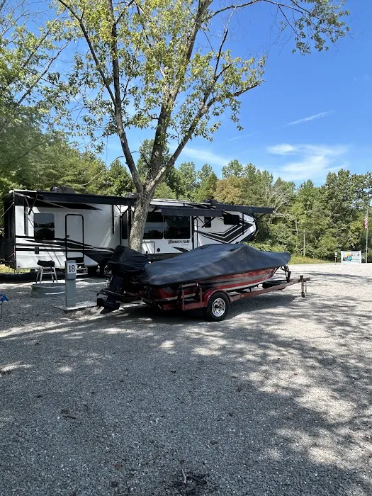 Old Chimney RV Park Picture 2