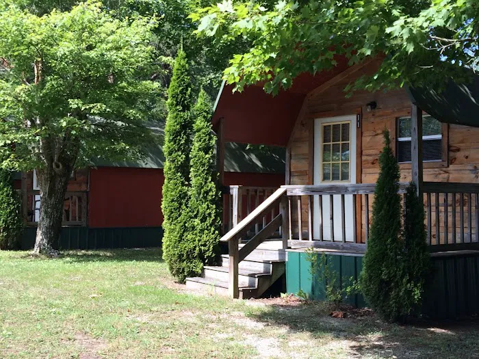 Pine Crest RV Park & Resort Picture 3