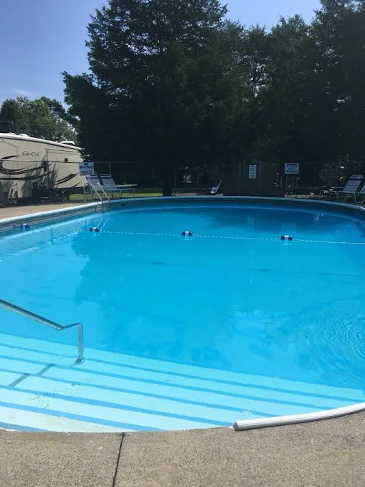 Pine Crest RV Park & Resort Picture 1