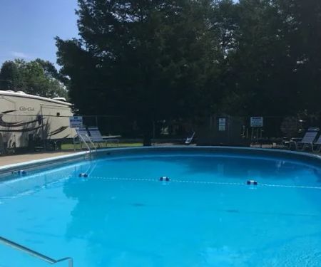 Pine Crest RV Park & Resort