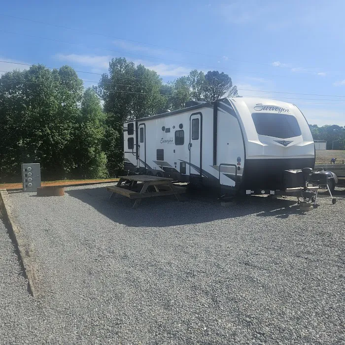 Wolf Creek Village Picture 4