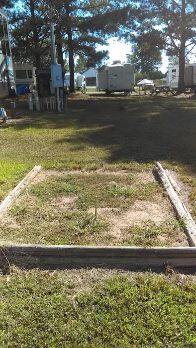 Overnight RV Park Picture 4