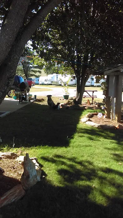Overnight RV Park Picture 8