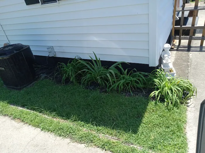 Swan Lake Mobile Home Community Picture 3