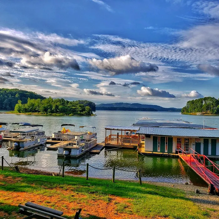 Card'nal Cove Campground and Marina Picture 3