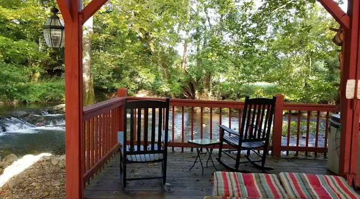 Friendship Falls Campground Picture 6