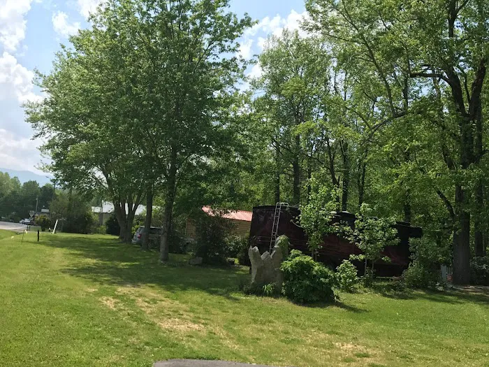 Friendship Falls Campground Picture 4