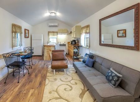 Redbud Acres Accommodations