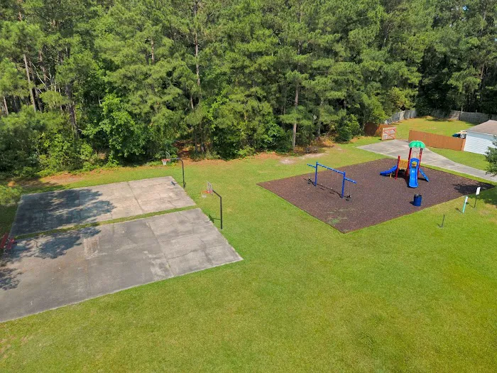 Carolina Tides, Family Friendly Manufactured Homes Community Picture 9