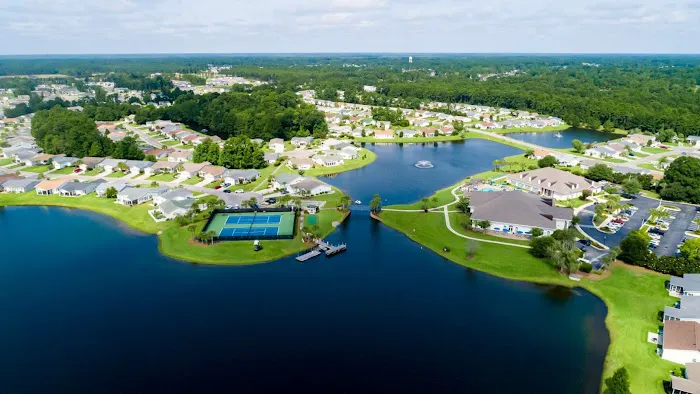 Lakeside Crossing Picture 1