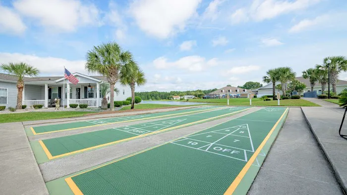 Lakeside Crossing Picture 5