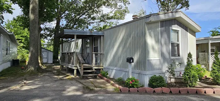 VA Norfolk Mobile Home Community Picture 1