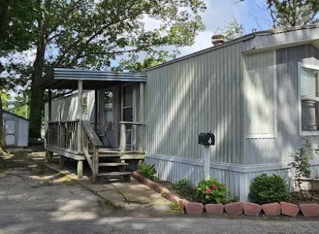 VA Norfolk Mobile Home Community