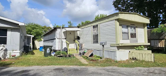 VA Norfolk Mobile Home Community Picture 8