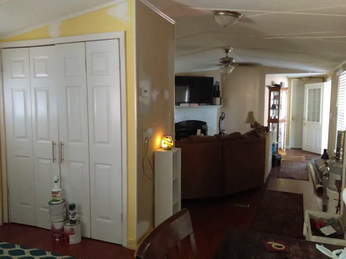 Beacon's Bay Mobile Home Park Picture 7