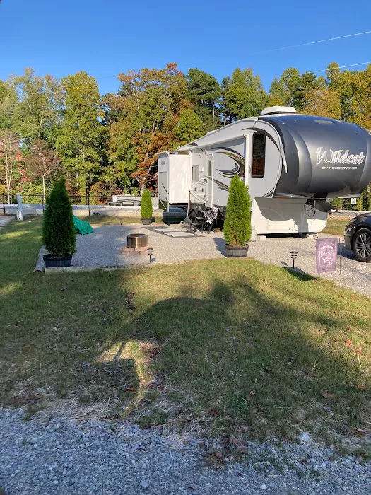 The Enclave RV Park Picture 4