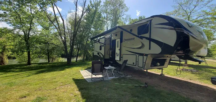 Cumberland River Campground Picture 1