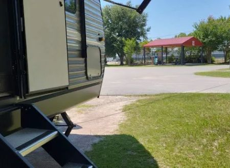 Barnyard RV Park