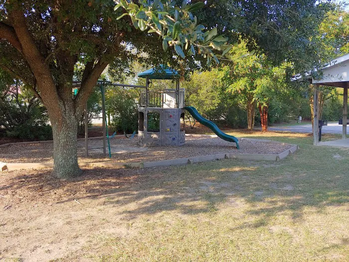Barnyard RV Park Picture 10