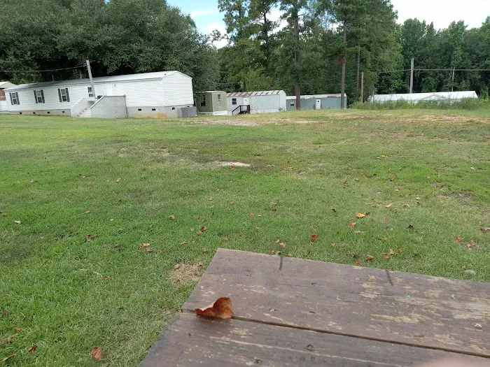 Parkwood Mobile Home Park. Picture 1