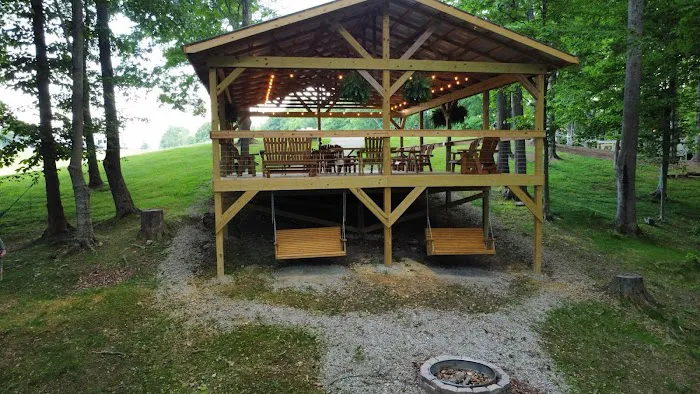 Off The Hook RV Campground Picture 2