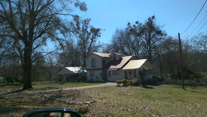 Riverbend Mobile Home Park Picture 5