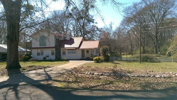 Riverbend Mobile Home Park Picture 6